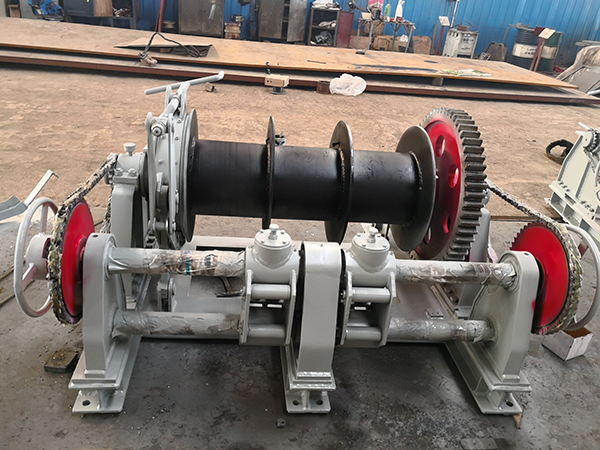100 kN Hydraulic Ramp Winch Finished872406.jpg 100 kN Hydraulic Ramp Winch Finished.jpg